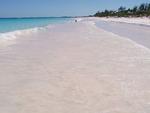 Багамские острова, Пляж пинк-сэндз-бич